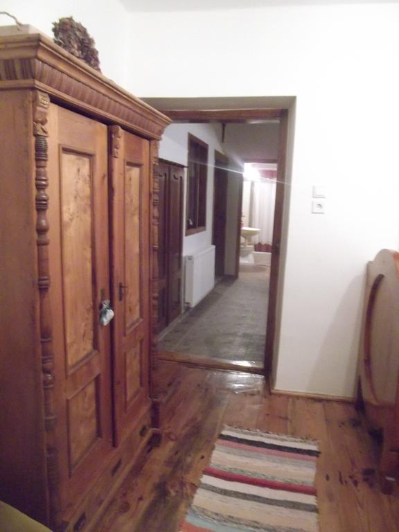 Tulipanos Vendeghaz Apartment Obanya Bagian luar foto