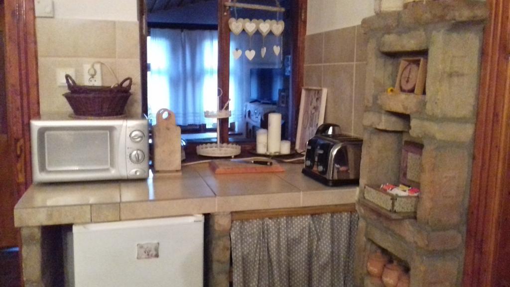 Tulipanos Vendeghaz Apartment Obanya Bagian luar foto